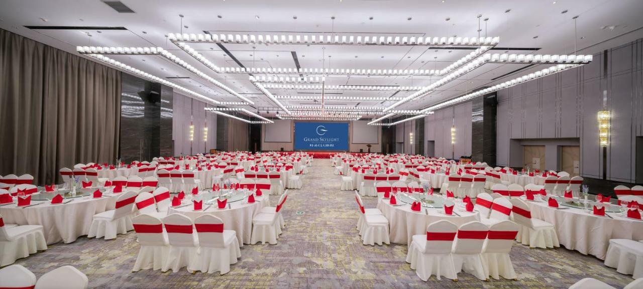 Grand Skylight International Hotel Haoyue Shenzhen Baoan Int'L Exhibition Center Exterior photo