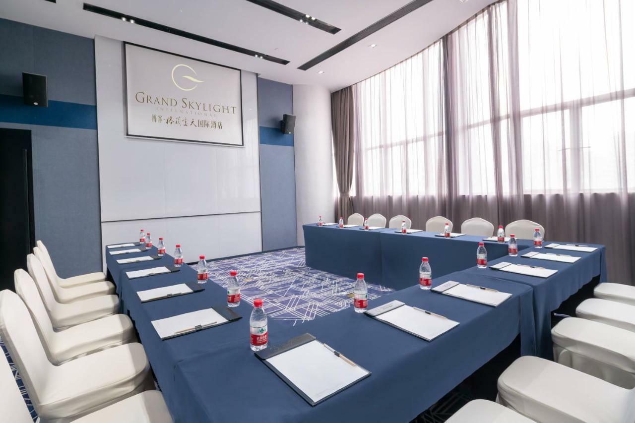 Grand Skylight International Hotel Haoyue Shenzhen Baoan Int'L Exhibition Center Exterior photo